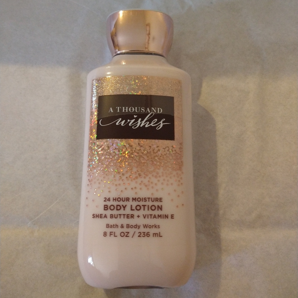 BATH & BODY WORKS SEALED NWT